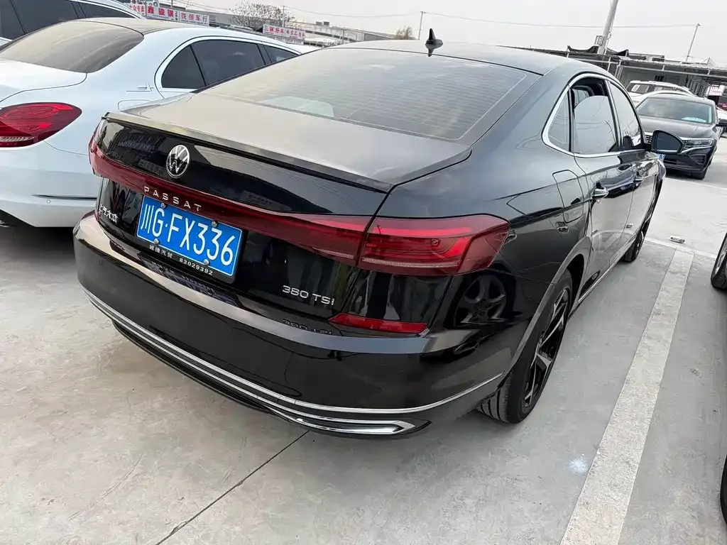 Volkswagen Passat — фото 4