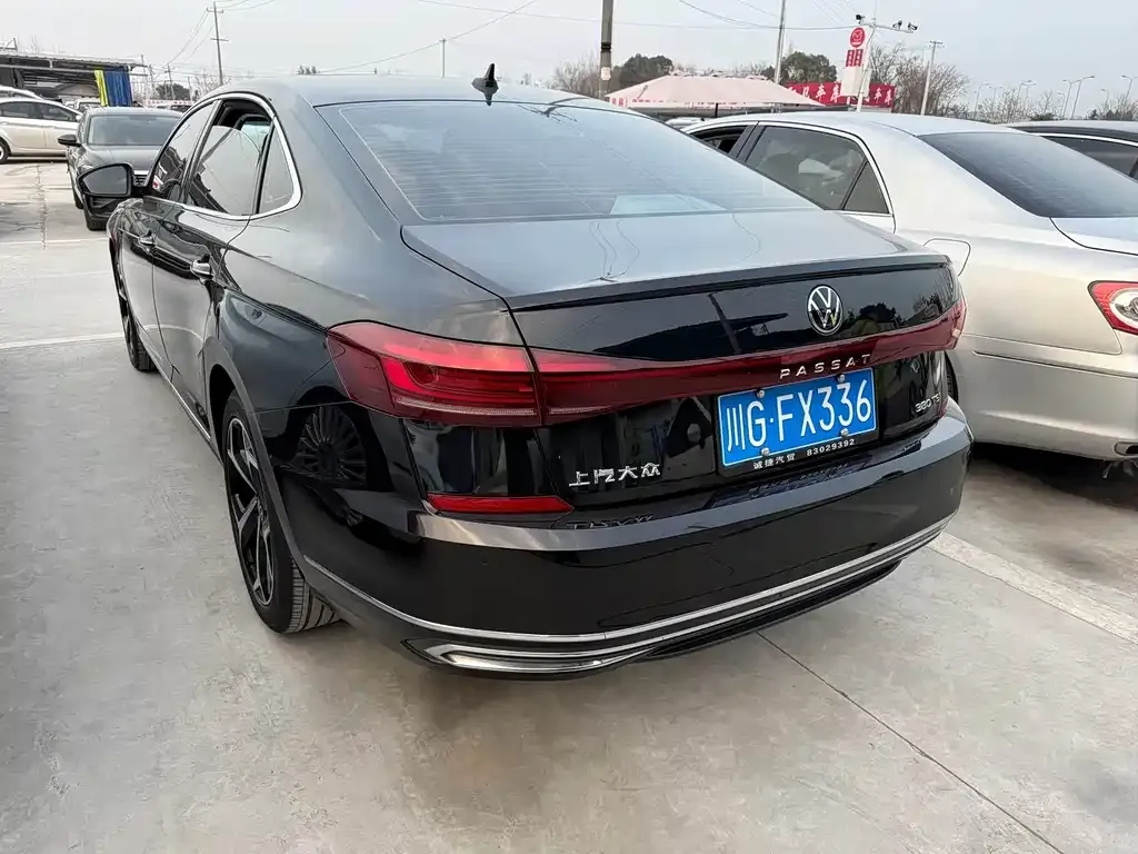 Volkswagen Passat — фото 2