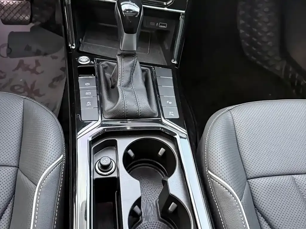 Volkswagen Passat — фото 7