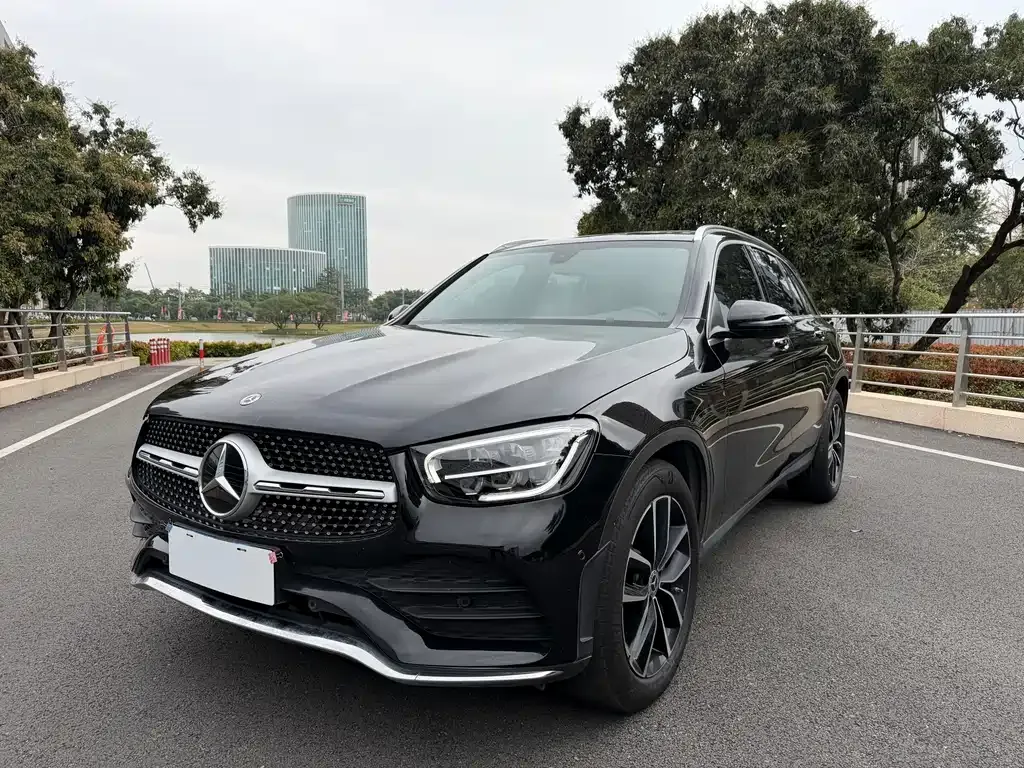 Mercedes-Benz GLC — фото 1
