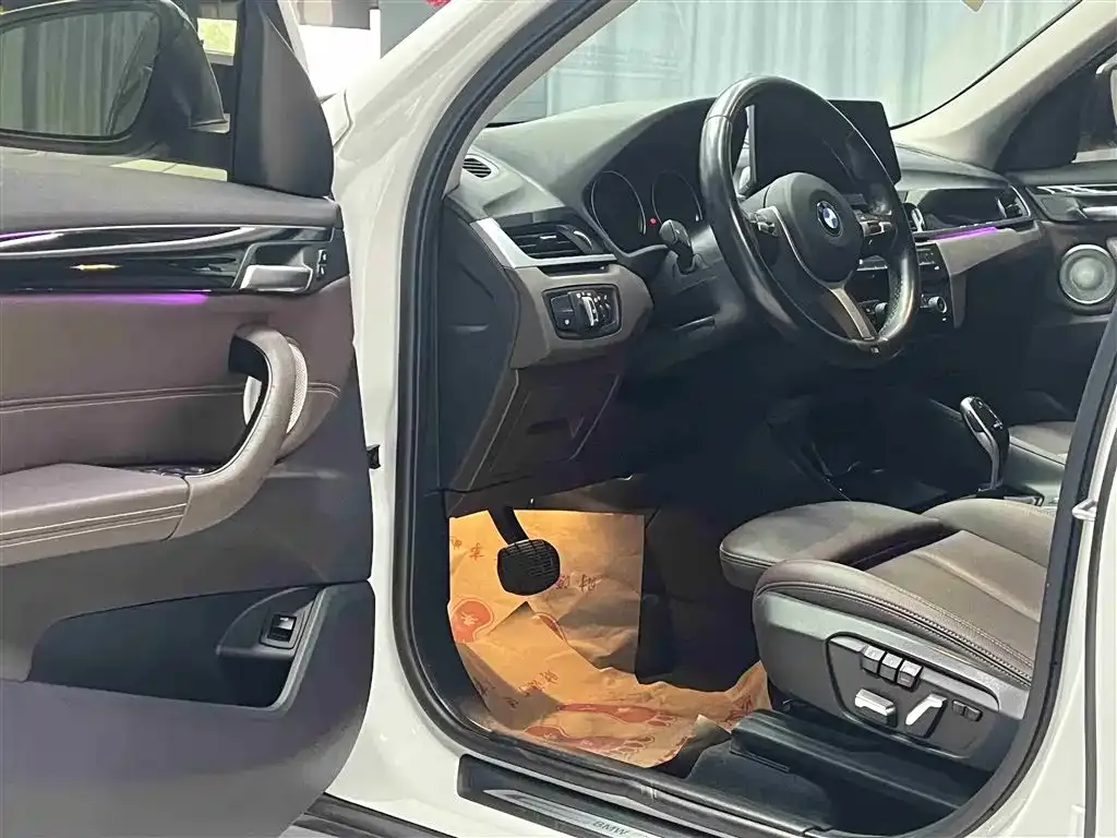 BMW X1 2021 из CN, фото 6