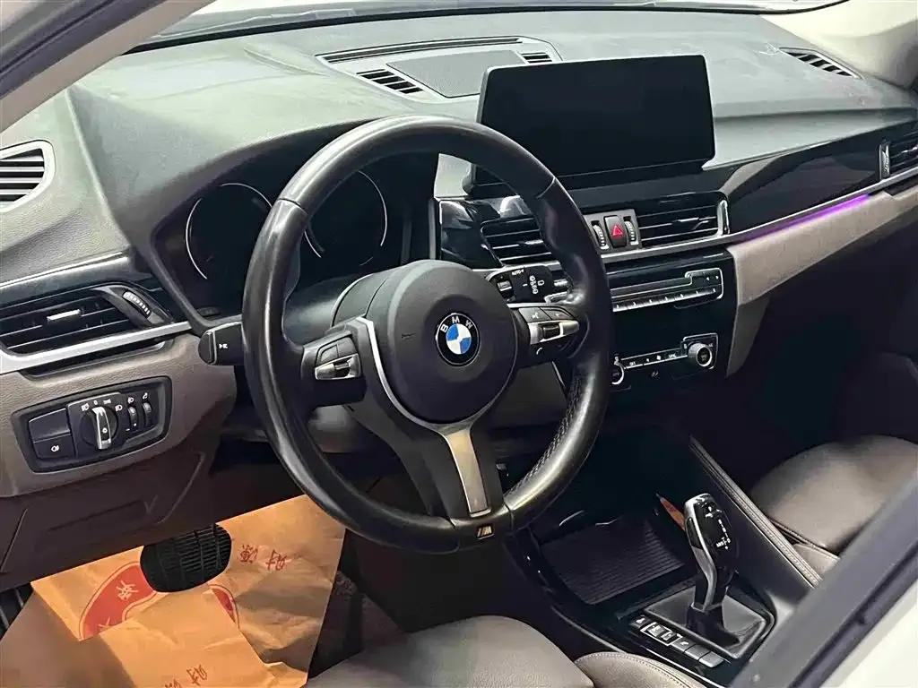 BMW X1 2021 из CN, фото 10