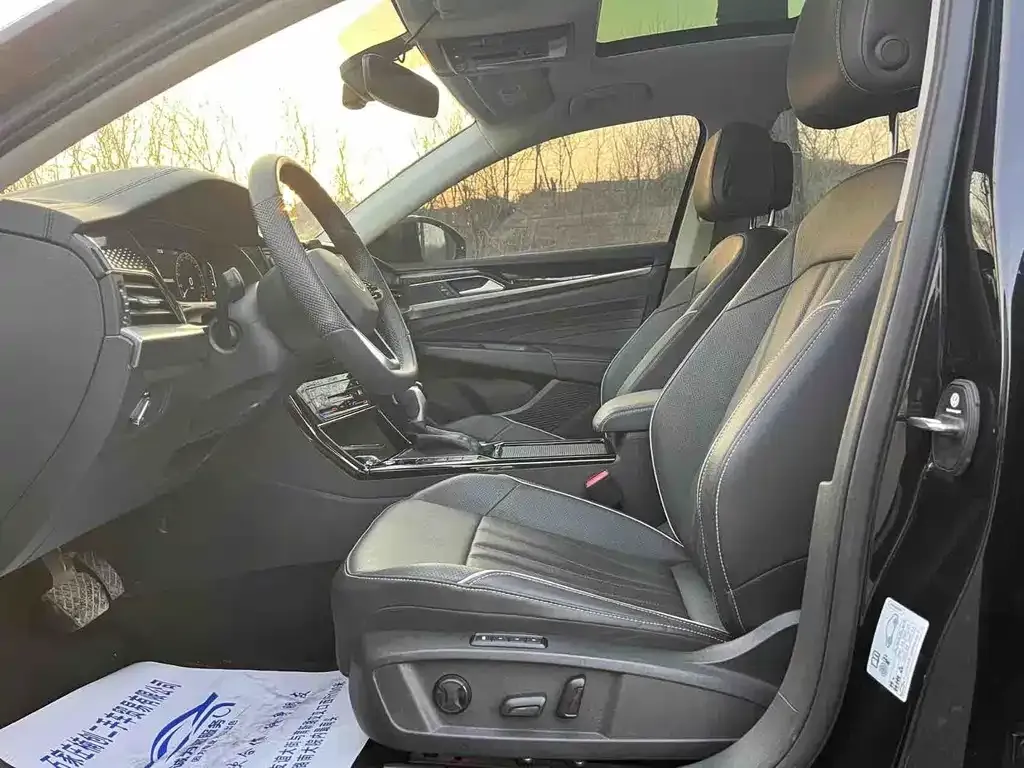 Volkswagen Passat — фото 4