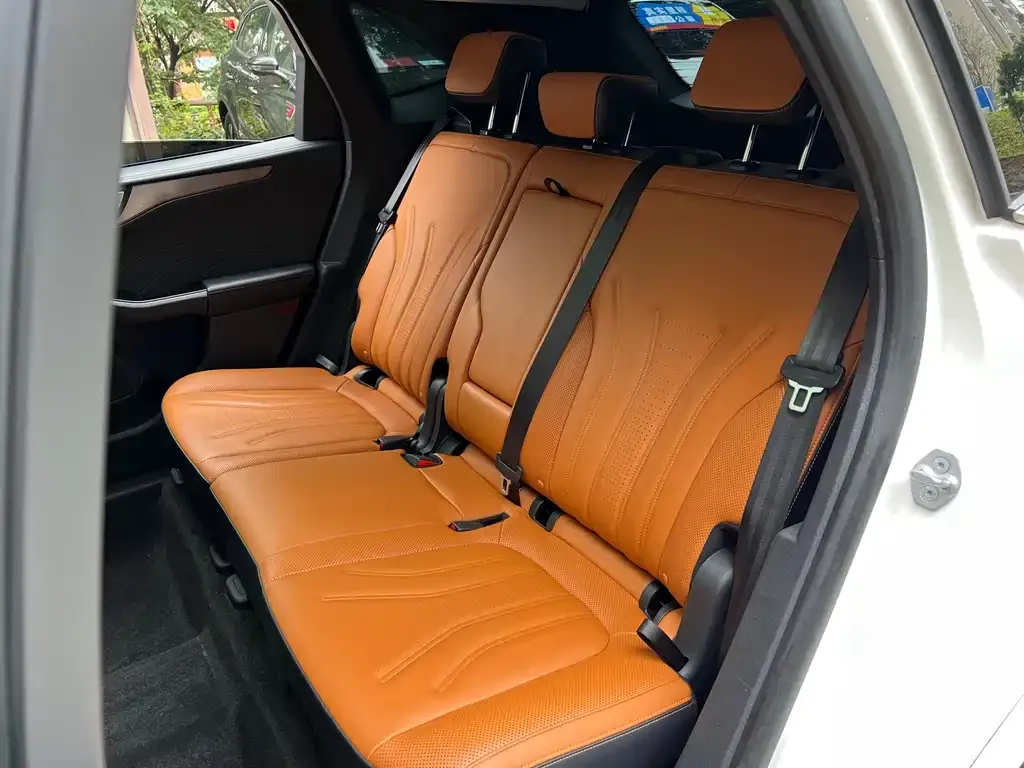 Ford Escape 2021 из CN, фото 5