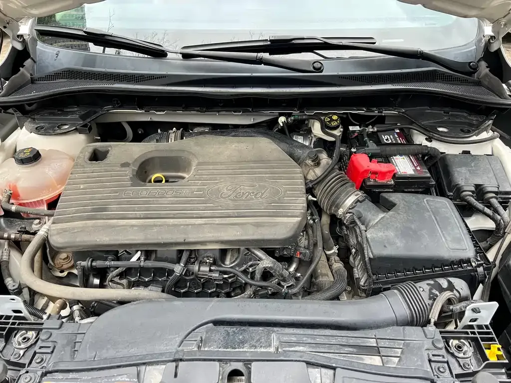 Ford Escape 2021 из CN, фото 9