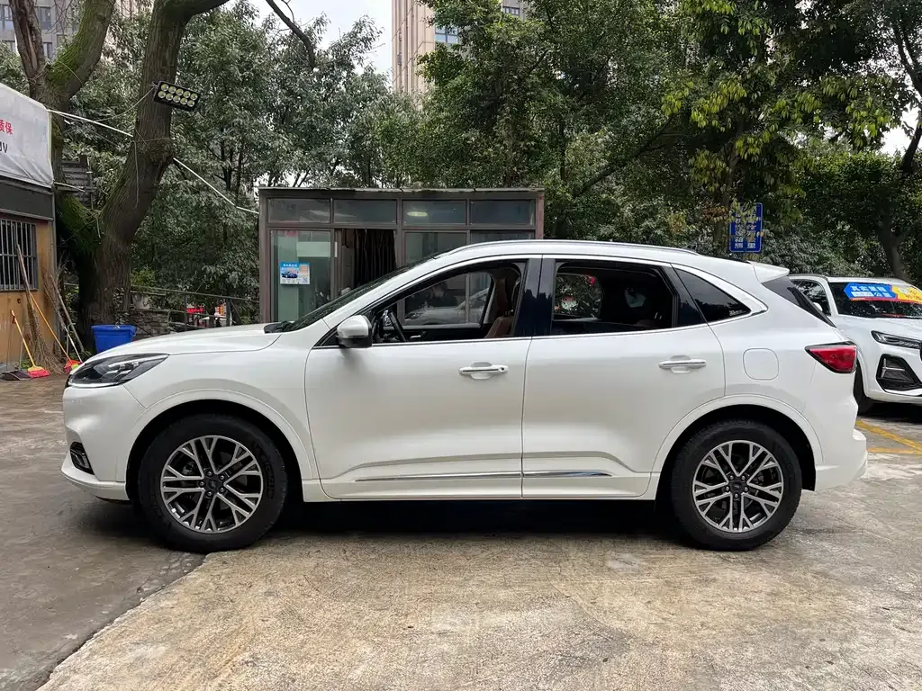Ford Escape 2021 из CN, фото 10