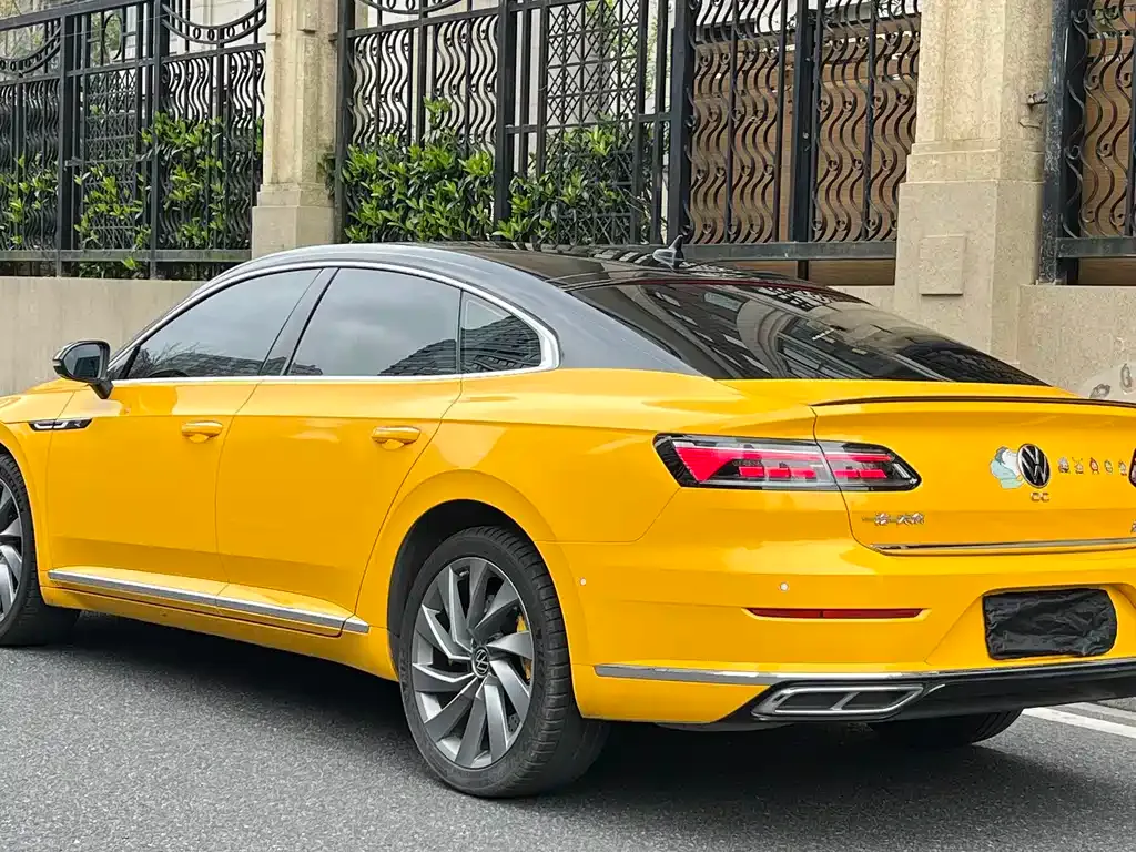 Volkswagen CC — фото 10