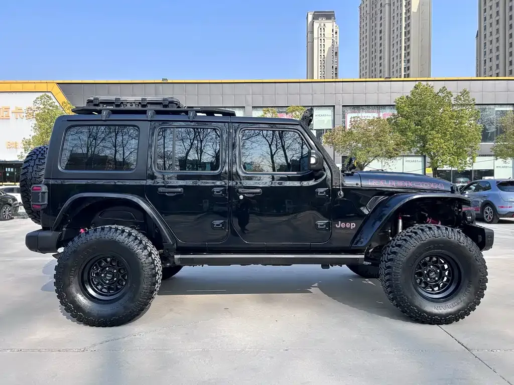 Jeep Wrangler — фото 5