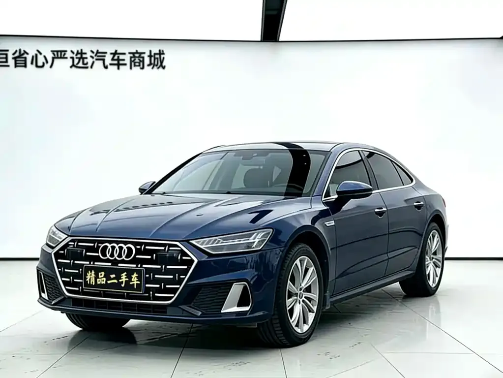 Audi A7L — фото 1