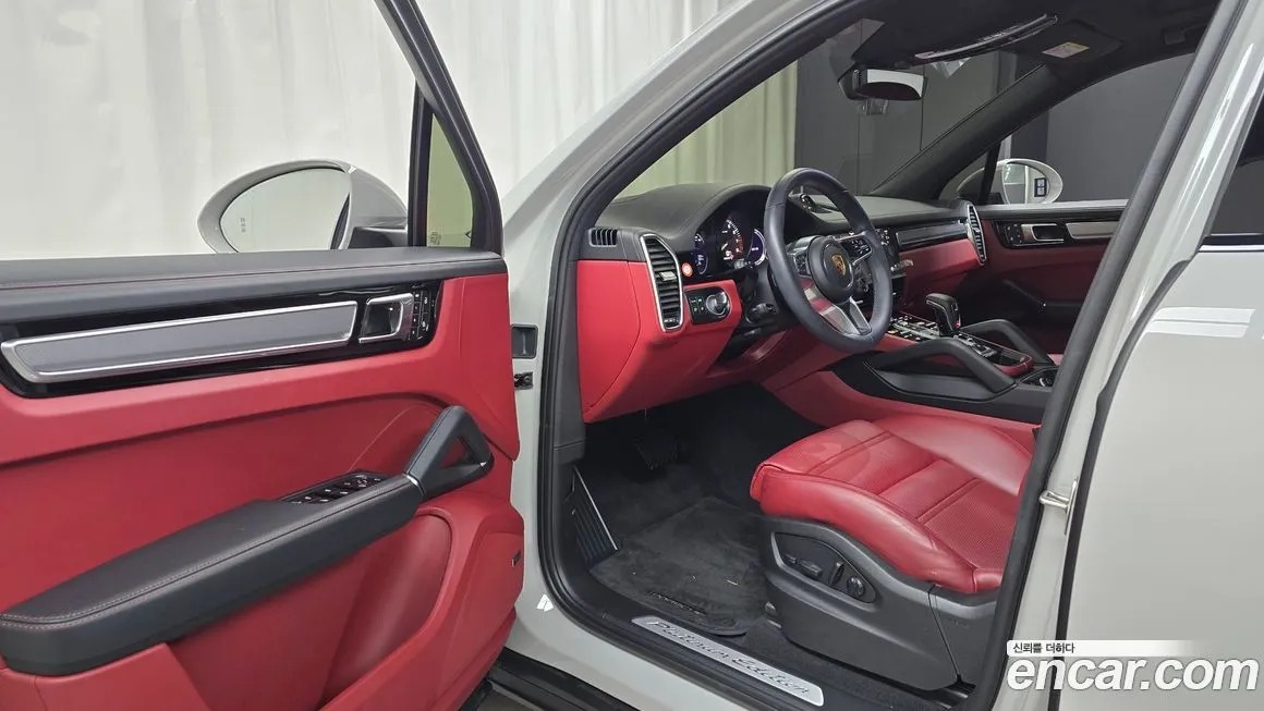 Porsche Cayenne 2023 из KR, фото 3