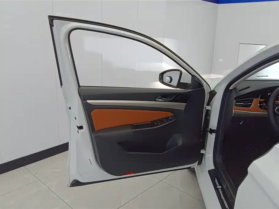 Volkswagen Bora 2022 из CN, фото 6