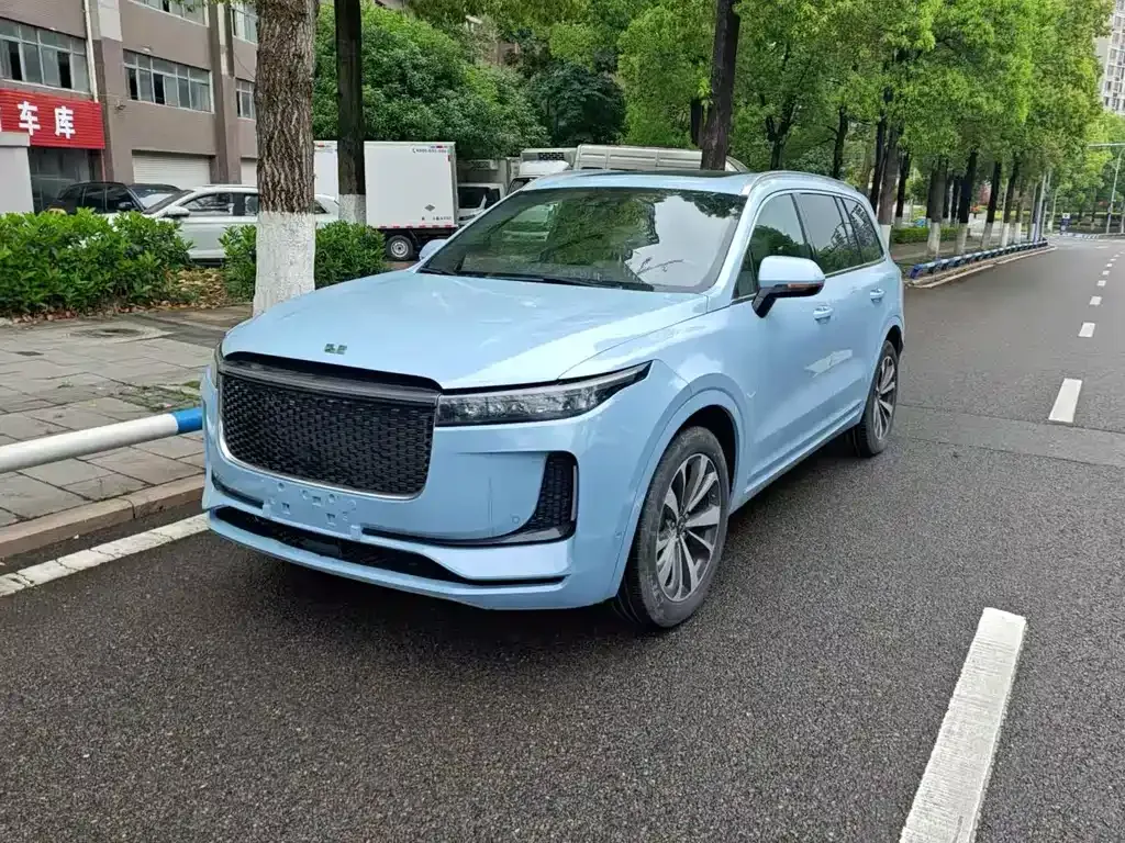 Li Auto ONE