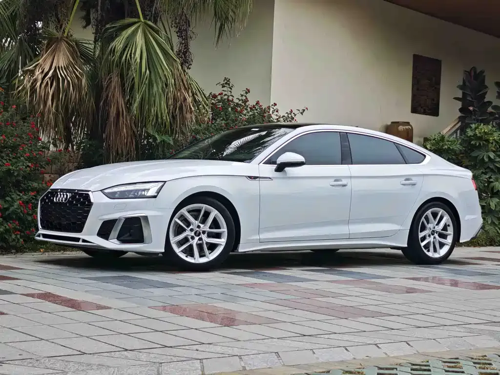 Audi A5 (Import) 2022 из CN, фото 1