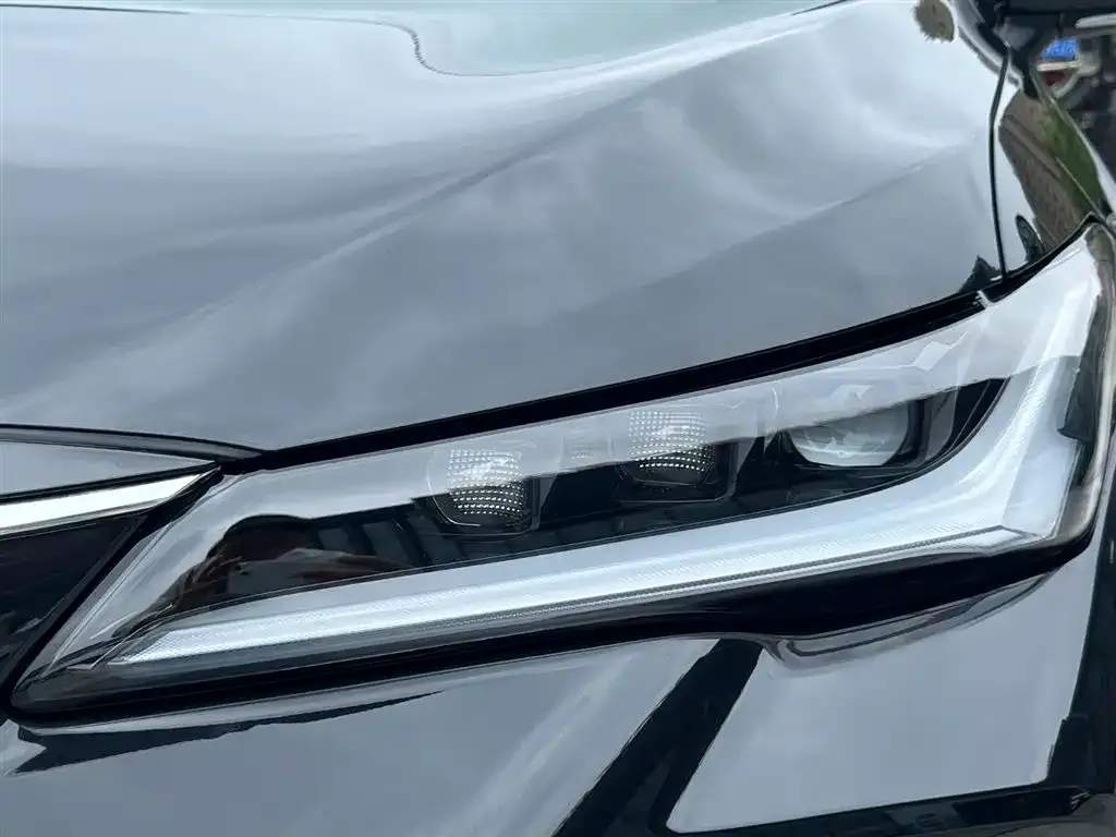 Toyota Avalon 2024 из CN, фото 2