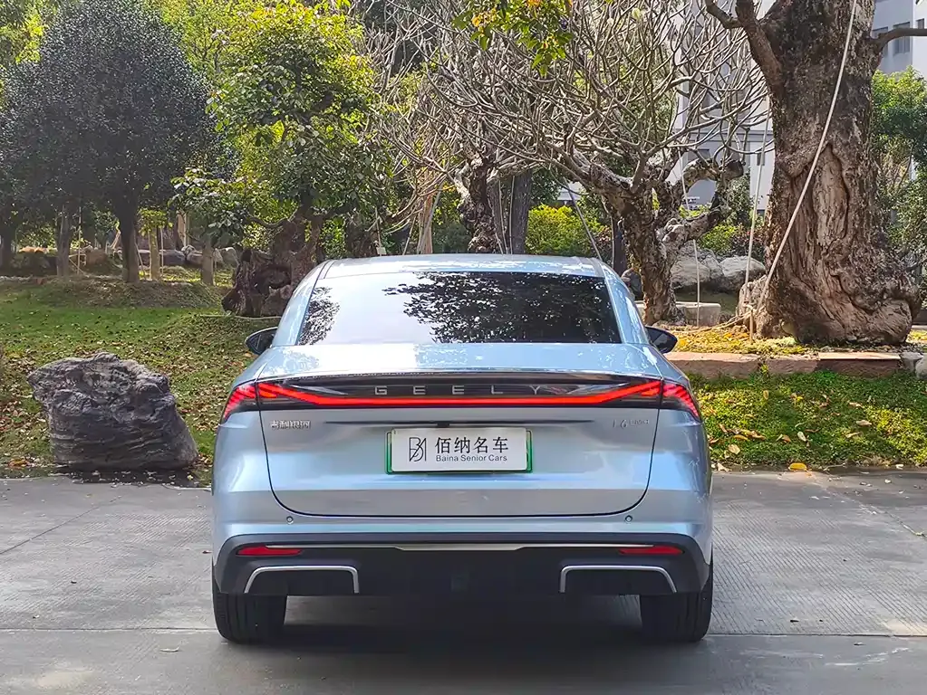 Geely Galaxy L6 2025 из CN, фото 4