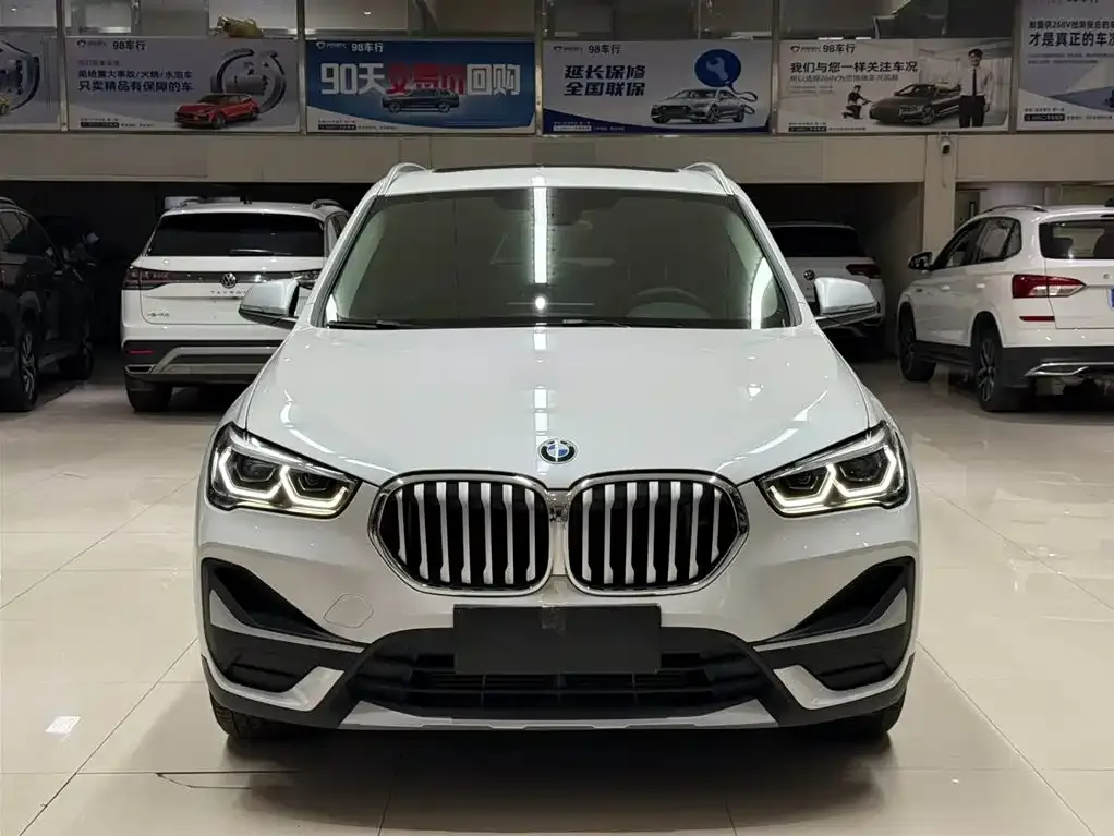 BMW X1 — фото 2