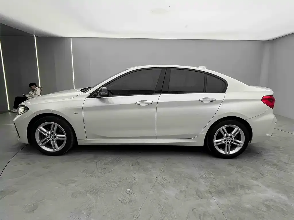BMW 1 Series — фото 2