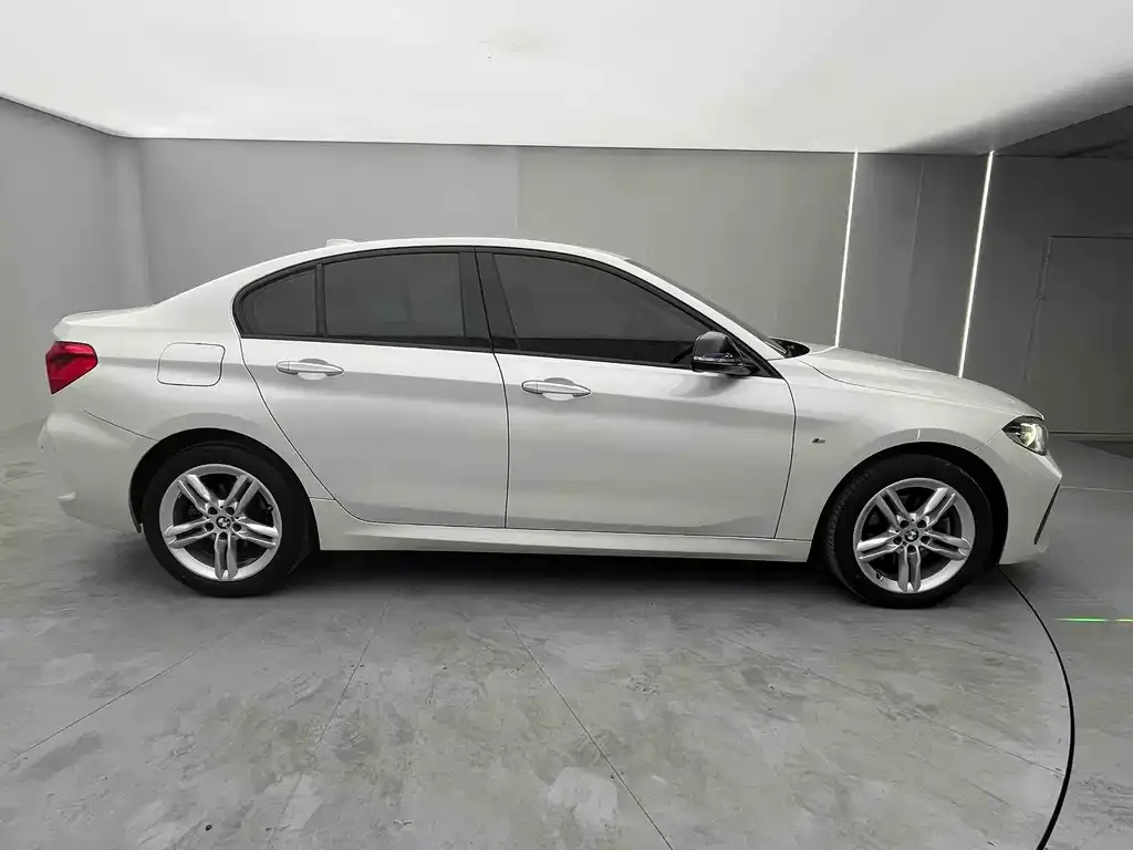 BMW 1 Series — фото 6