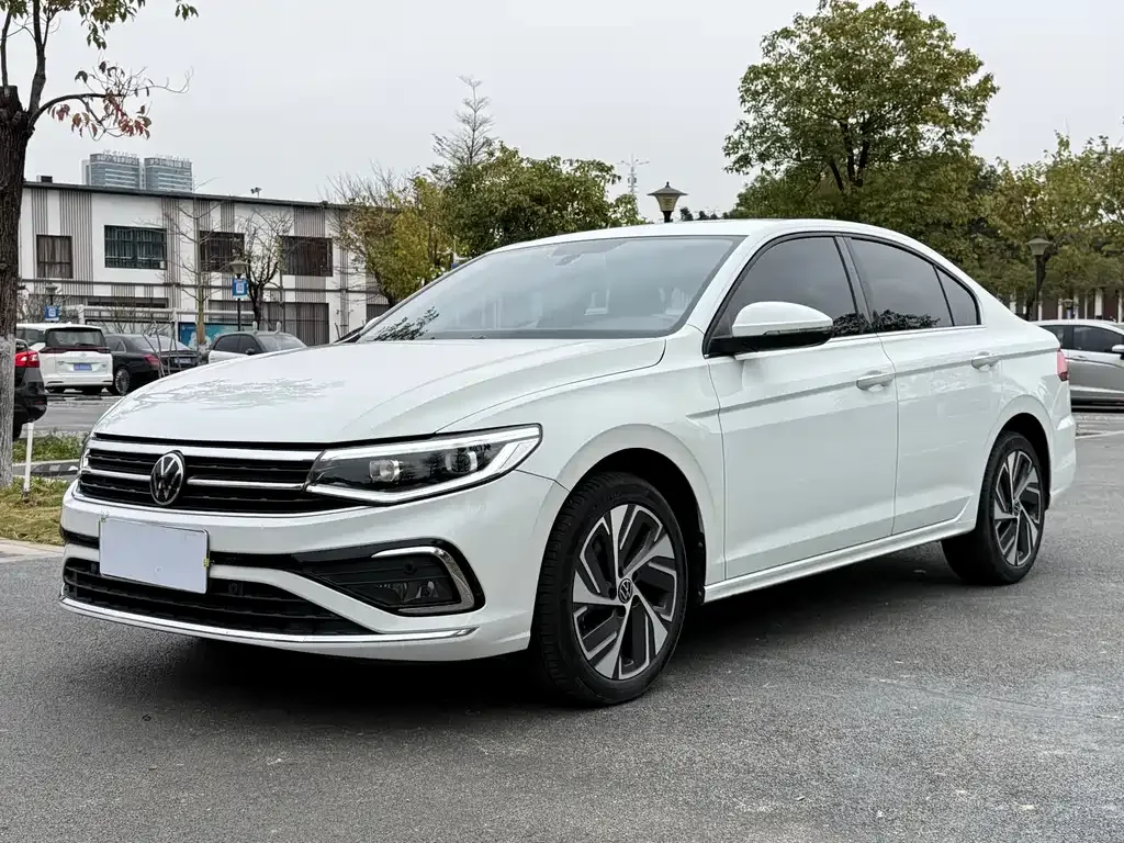 Volkswagen Bora 2023 из CN, фото 1