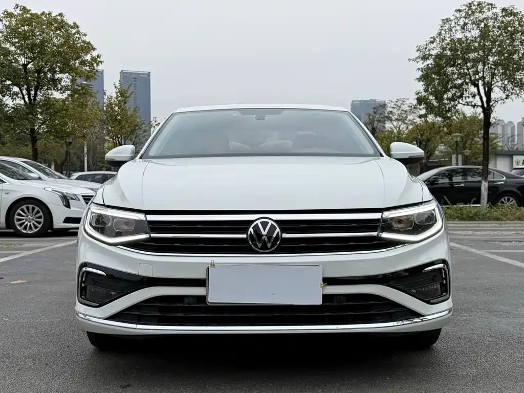 Volkswagen Bora 2023 из CN, фото 4