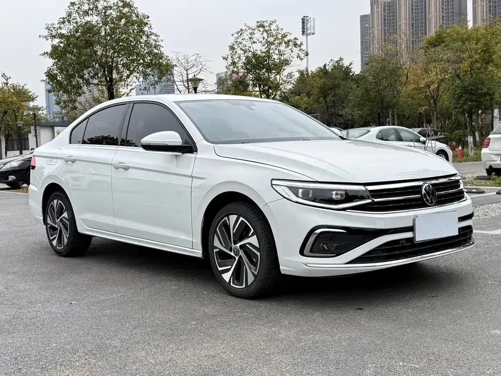 Volkswagen Bora 2023 из CN, фото 9