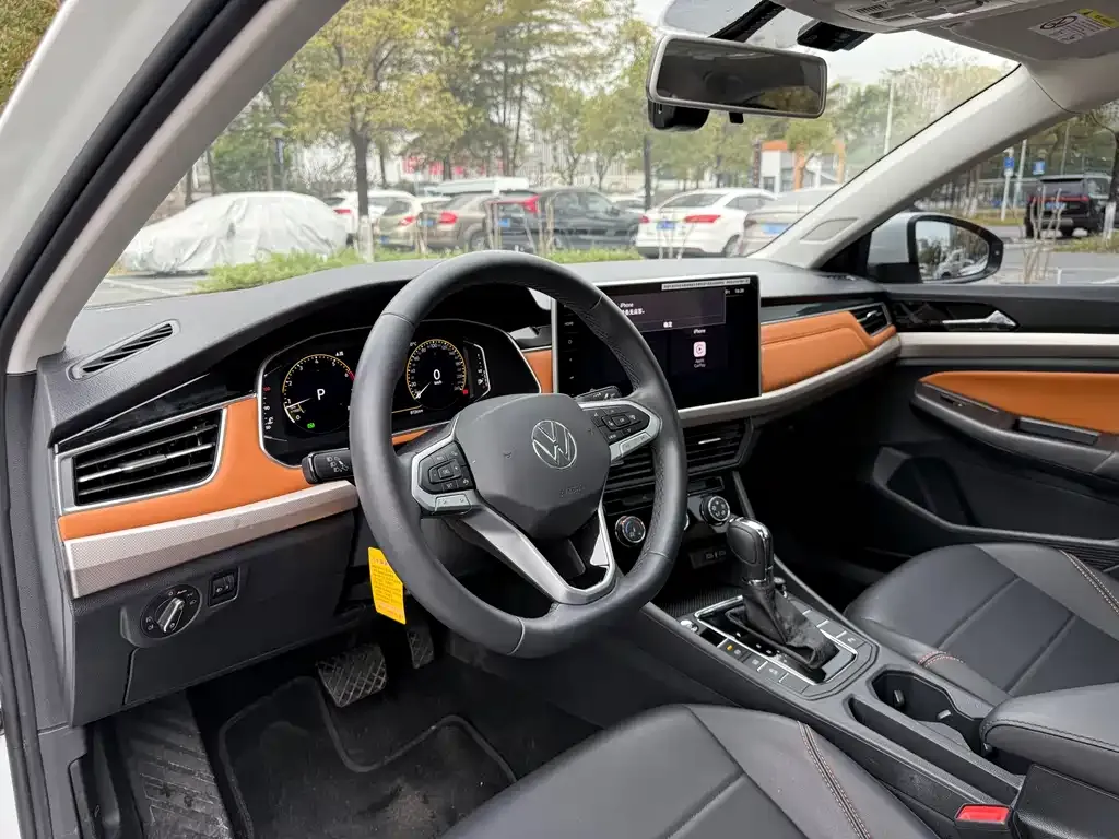 Volkswagen Bora 2023 из CN, фото 3