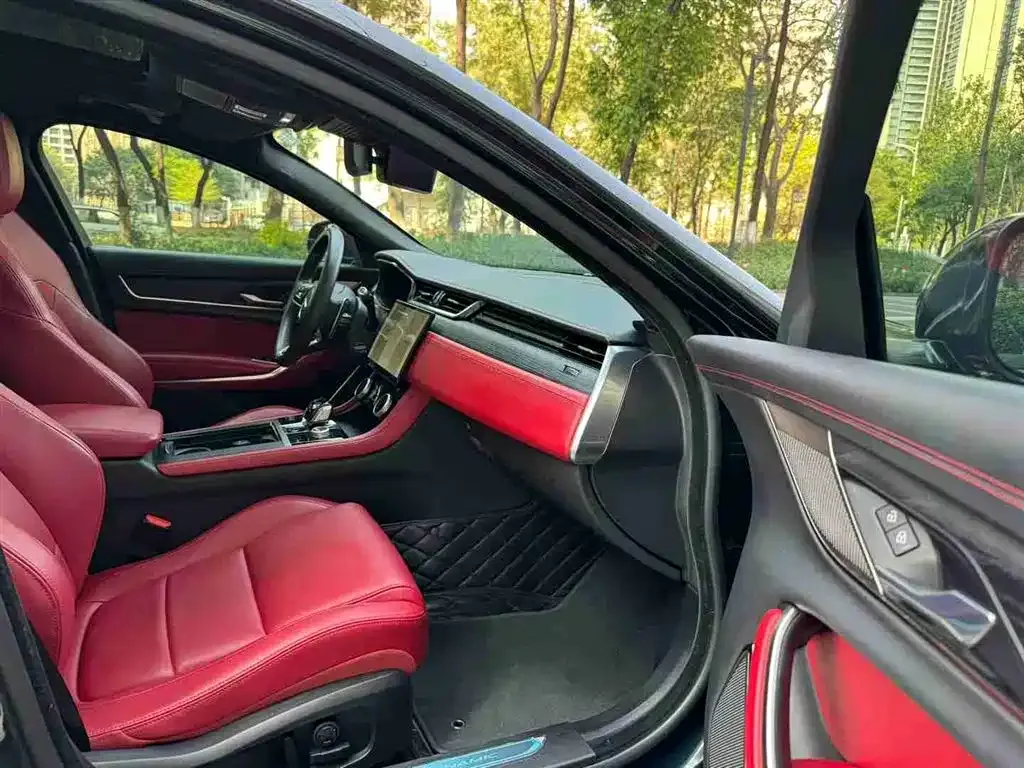 Jaguar XFL 2022 из CN, фото 7