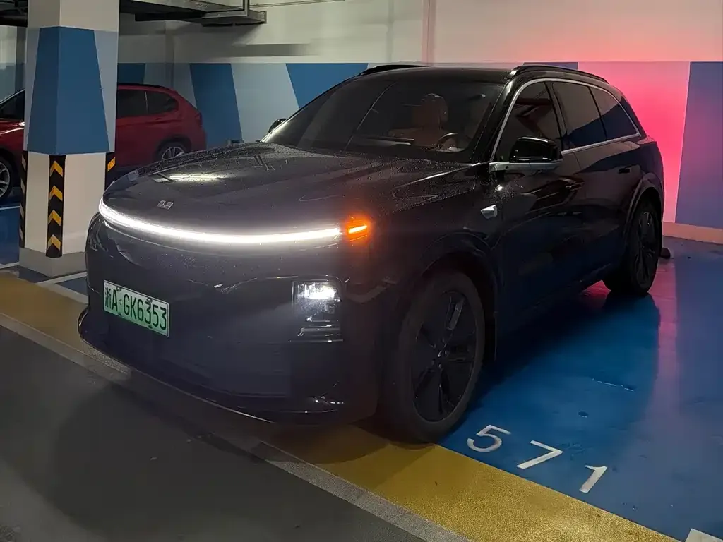 Li Auto L6