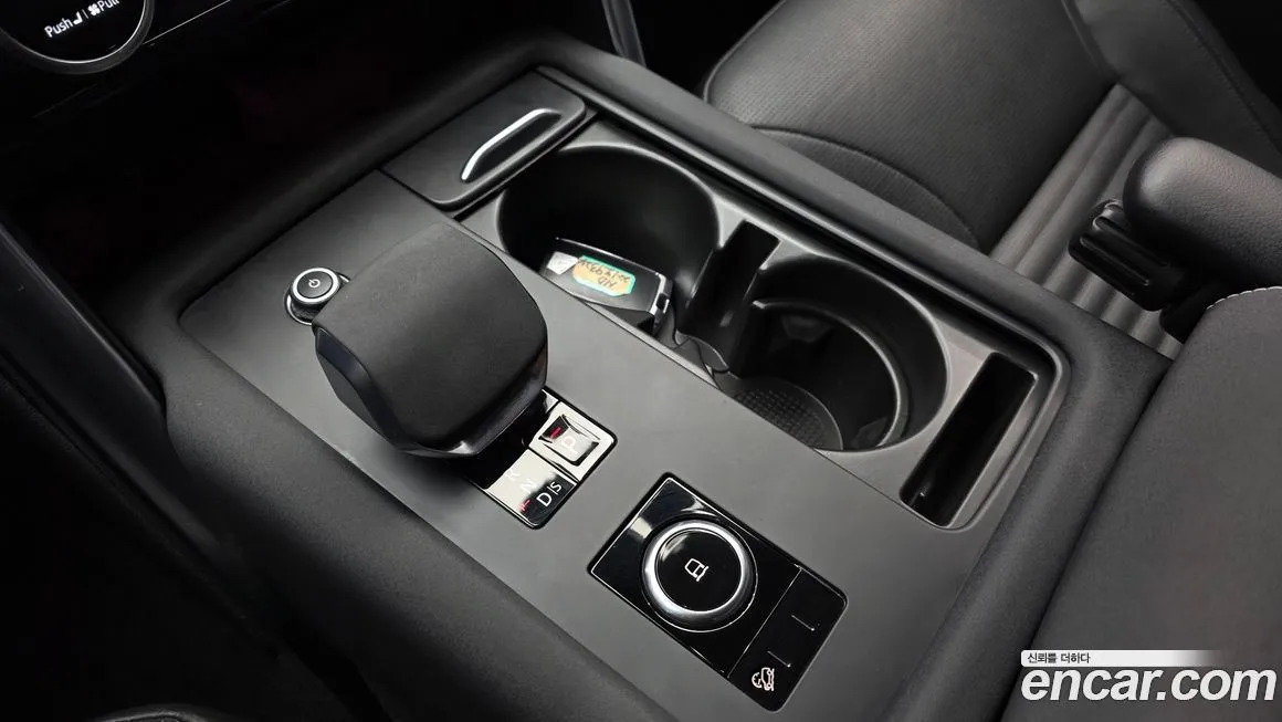 Land Rover Discovery 2023 из KR, фото 5