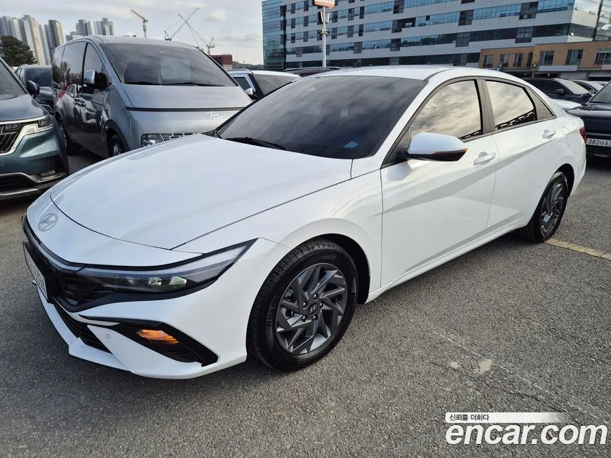Hyundai AVANTE — фото 5