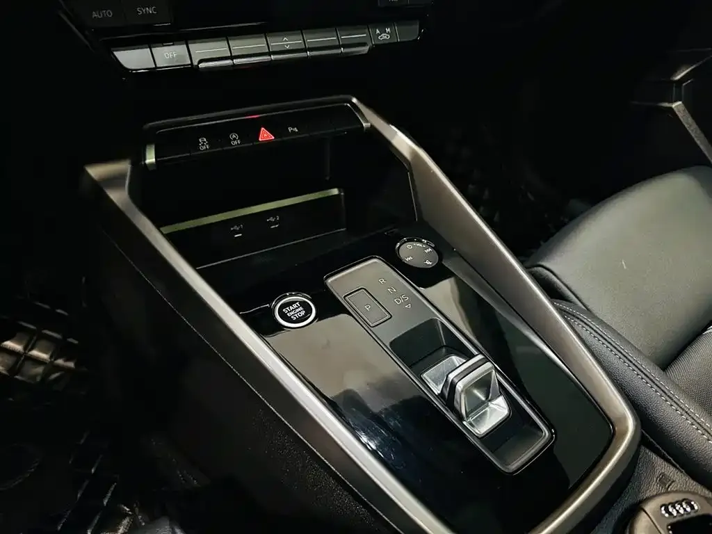 Audi A3 2021 из CN, фото 9