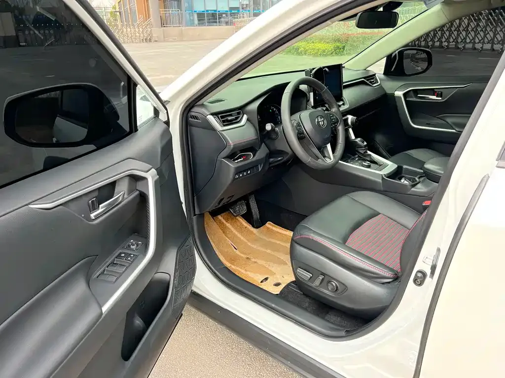 Toyota RAV4 Prime 2022 из CN, фото 10