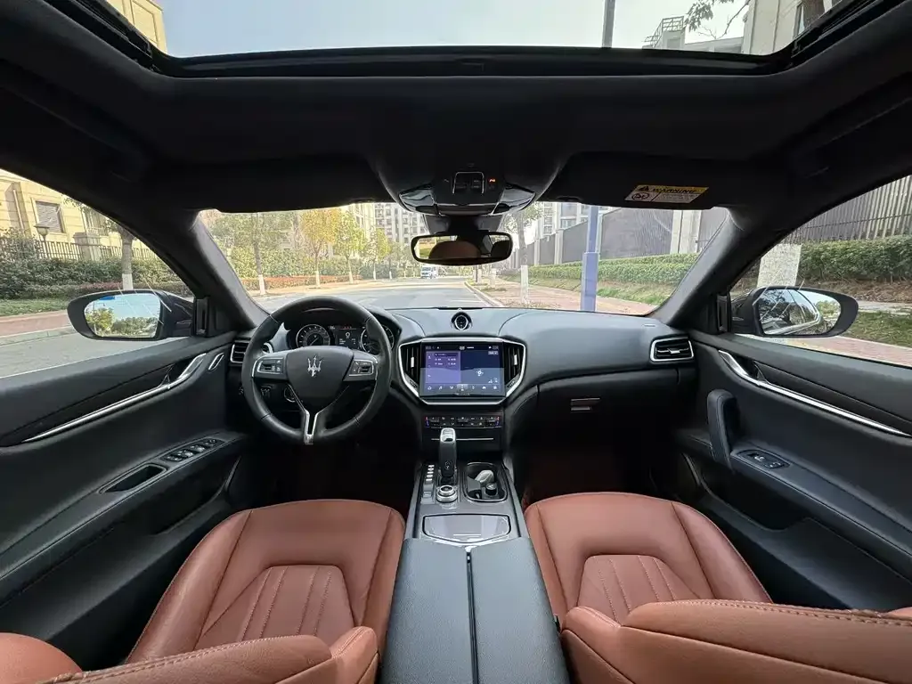 Maserati Ghibli — фото 7