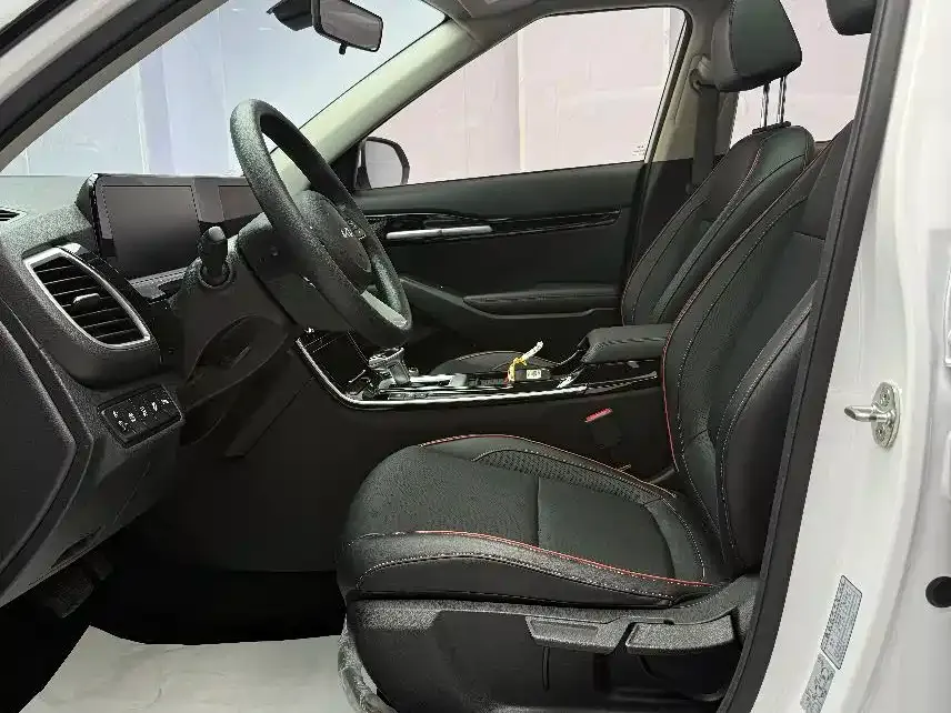 Kia Seltos 2023 из CN, фото 5