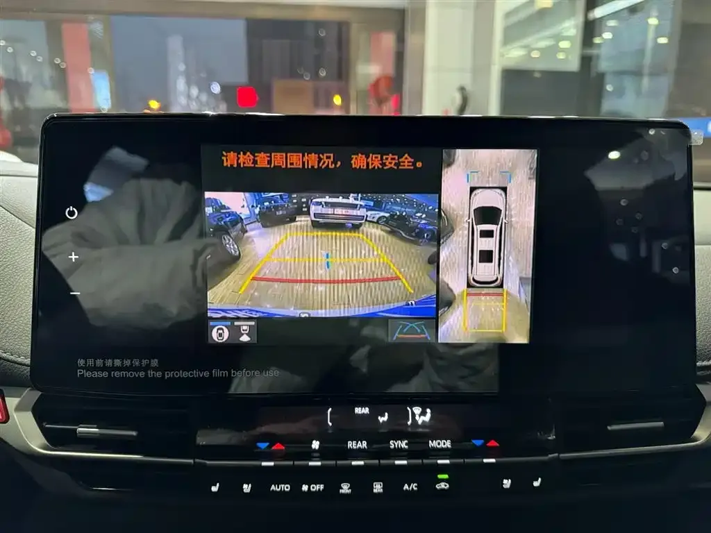 Toyota Sienna 2024 из CN, фото 4