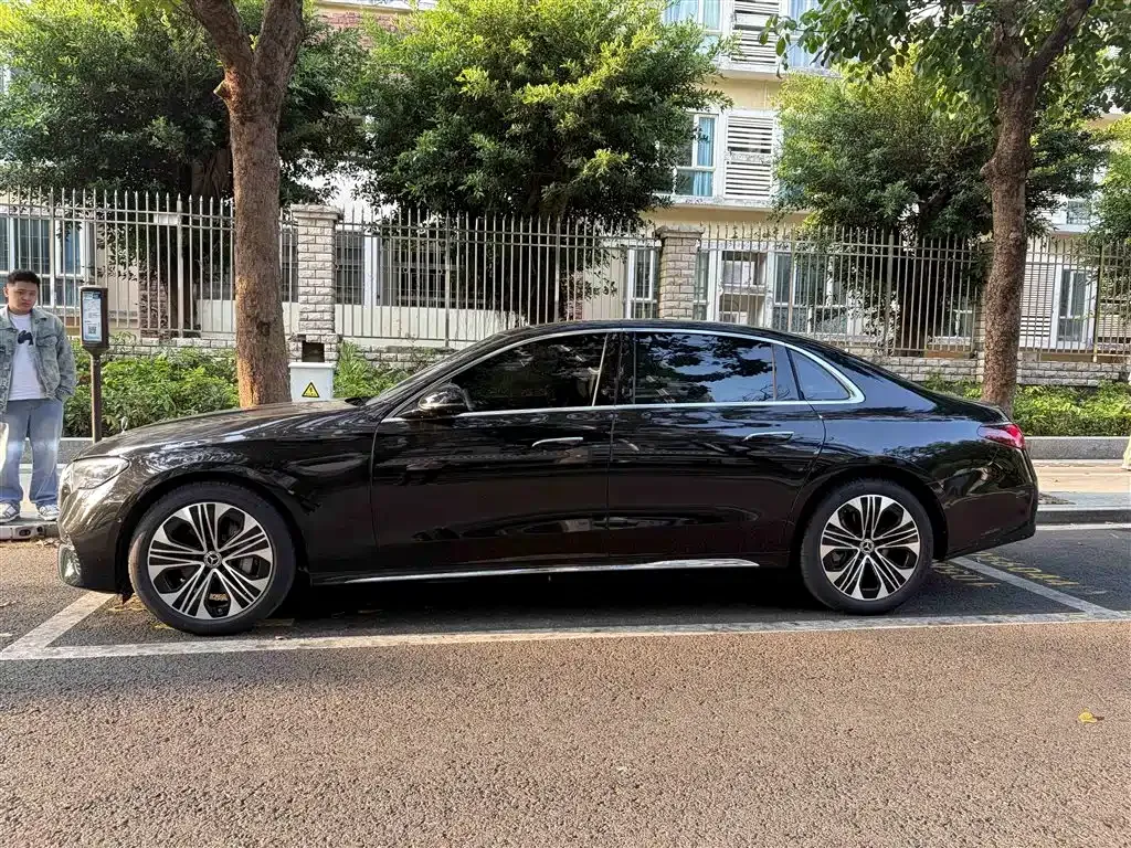Mercedes-Benz E-Class 2026 из CN, фото 9