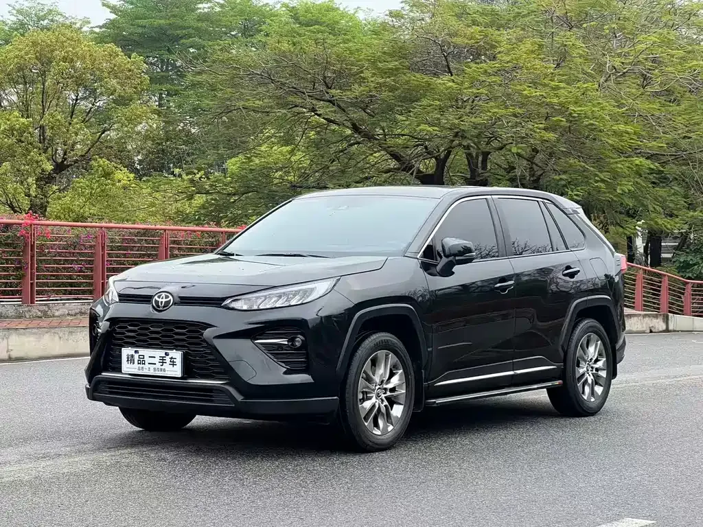 Toyota Wildlander 2023 из CN, фото 1