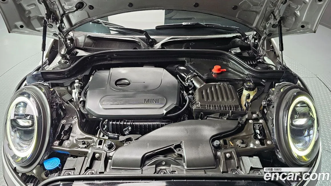 Mini Cooper 2024 из KR, фото 8