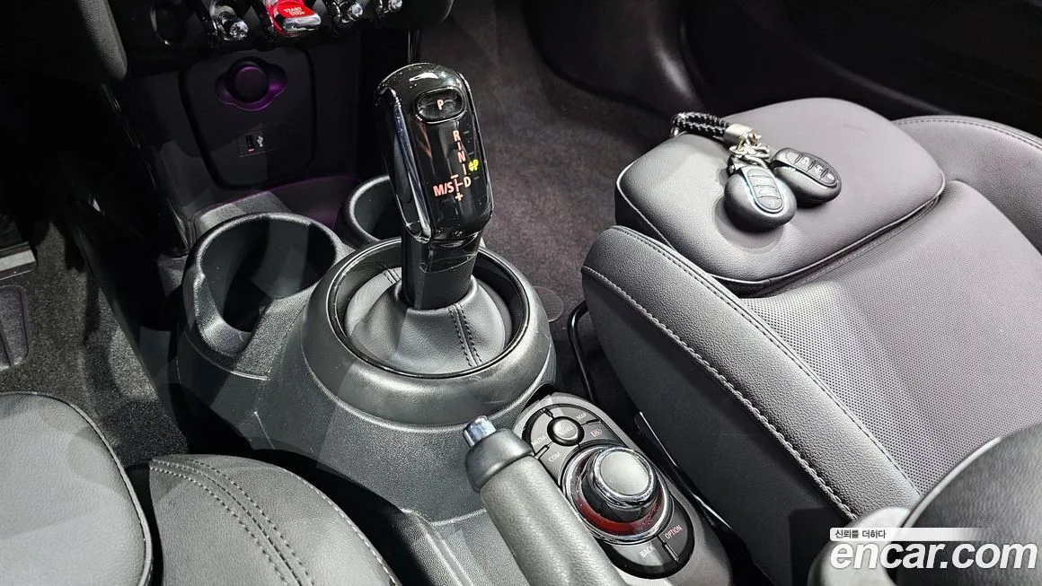 Mini Cooper 2024 из KR, фото 9