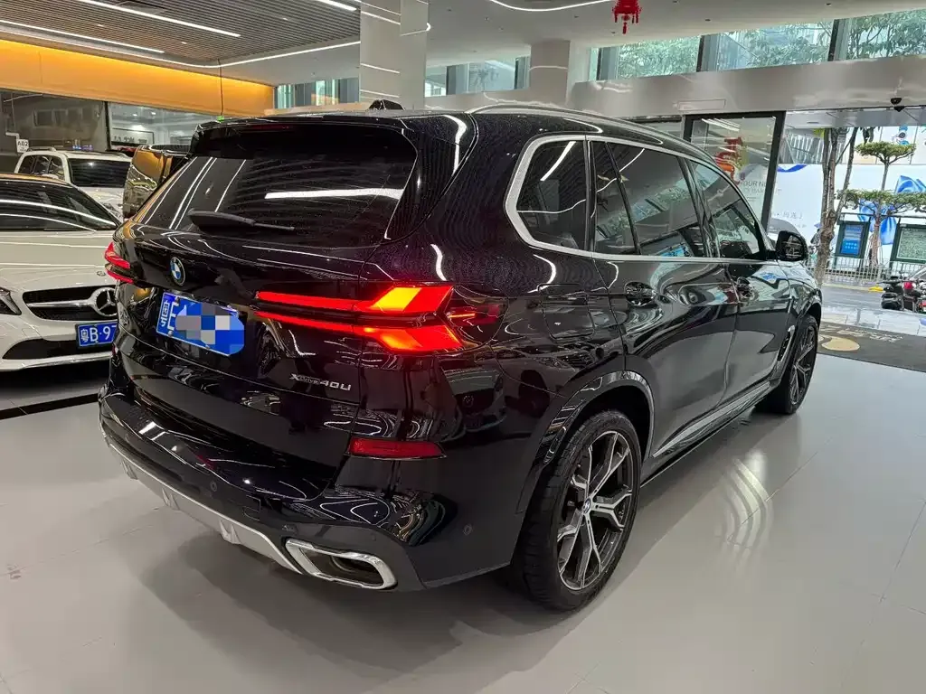 BMW X5 2024 из CN, фото 2