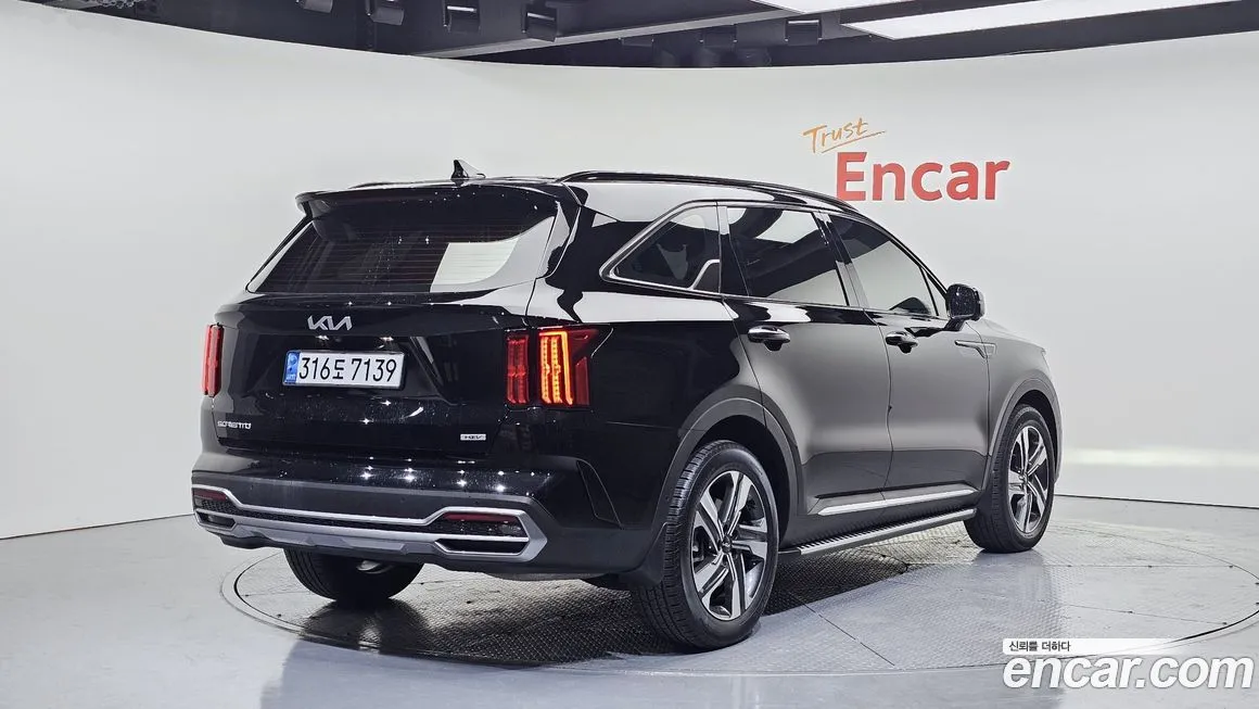Kia Sorento — фото 2
