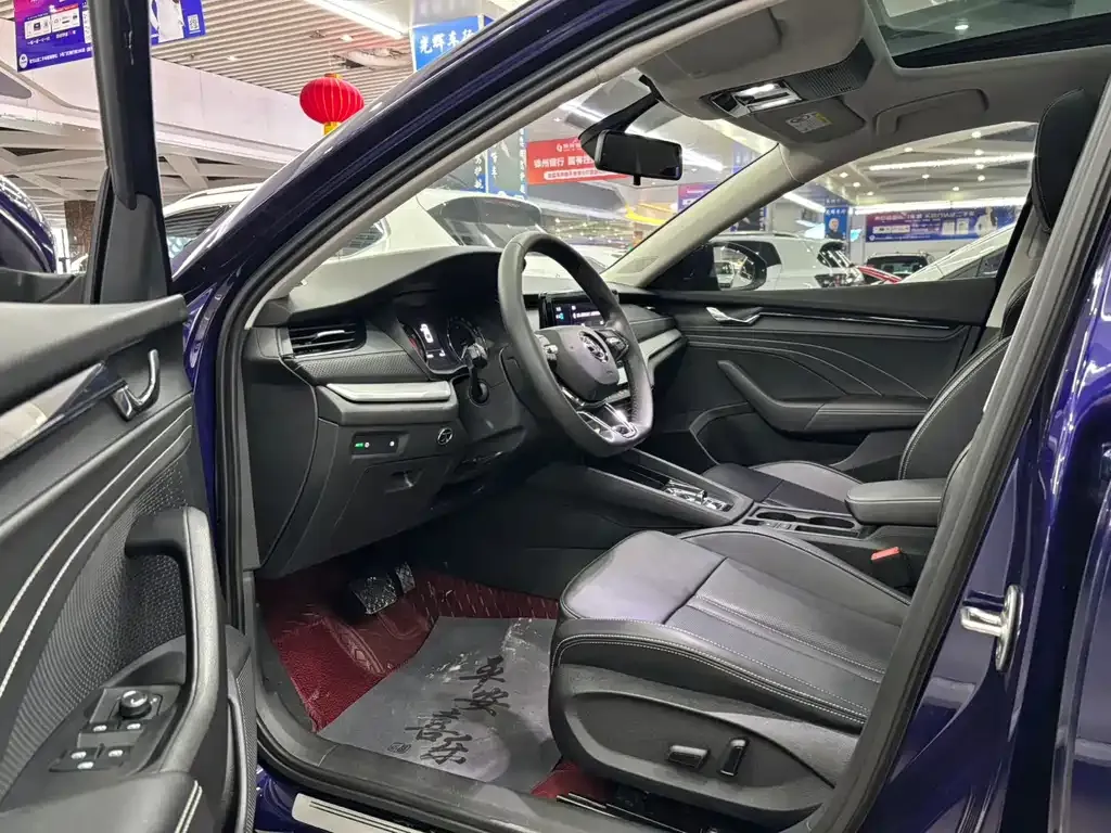 Skoda Octavia 2021 из CN, фото 10