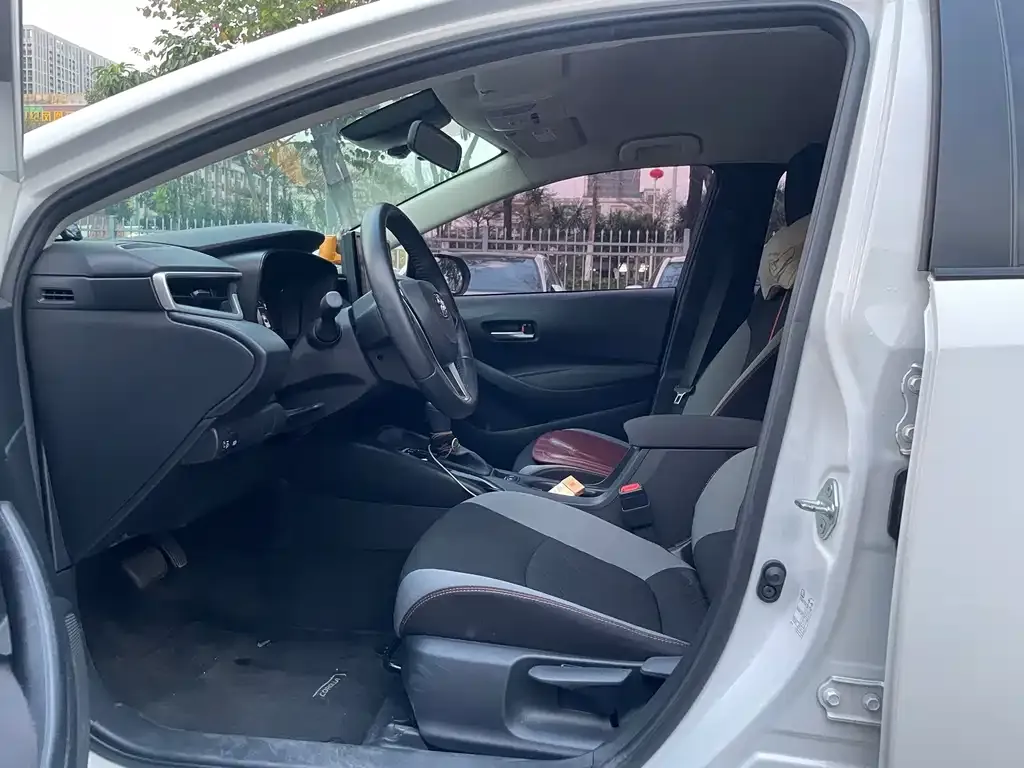 Toyota Corolla 2022 из CN, фото 4