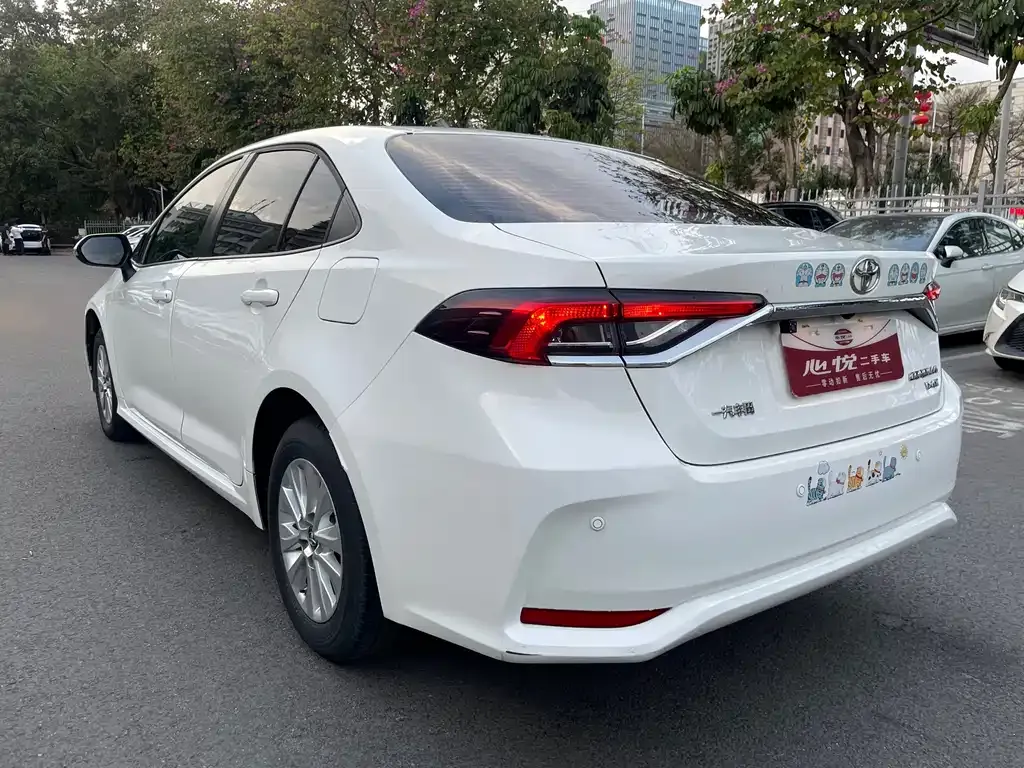 Toyota Corolla 2022 из CN, фото 10