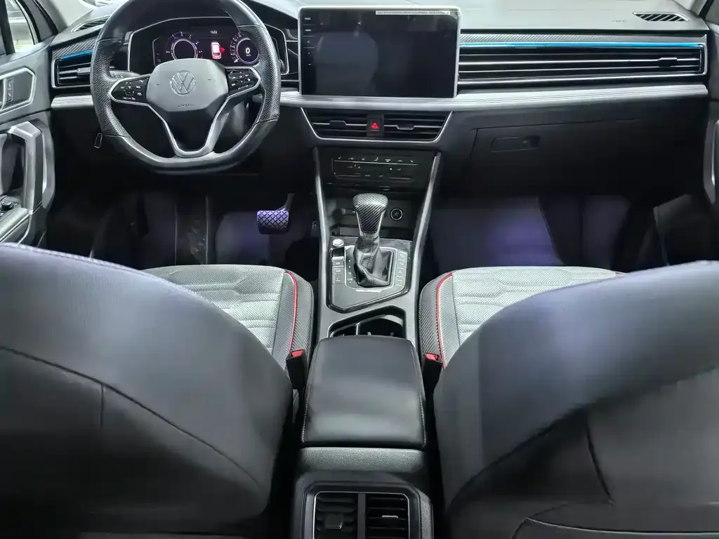 Volkswagen Tiguan L New Energy — фото 4