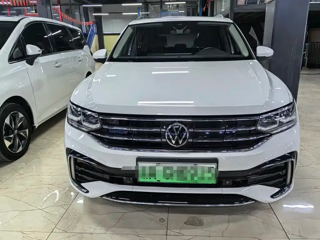 Volkswagen Tiguan L New Energy — фото 5