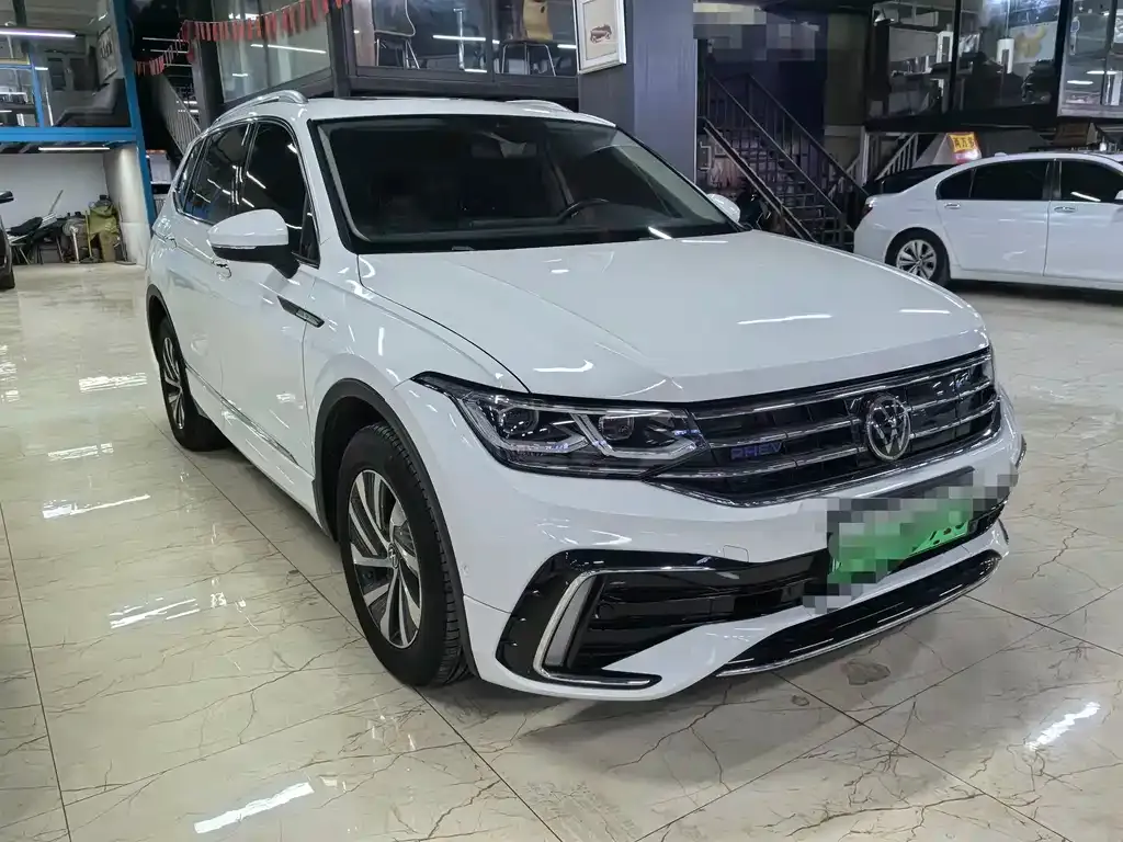 Volkswagen Tiguan L New Energy — фото 9