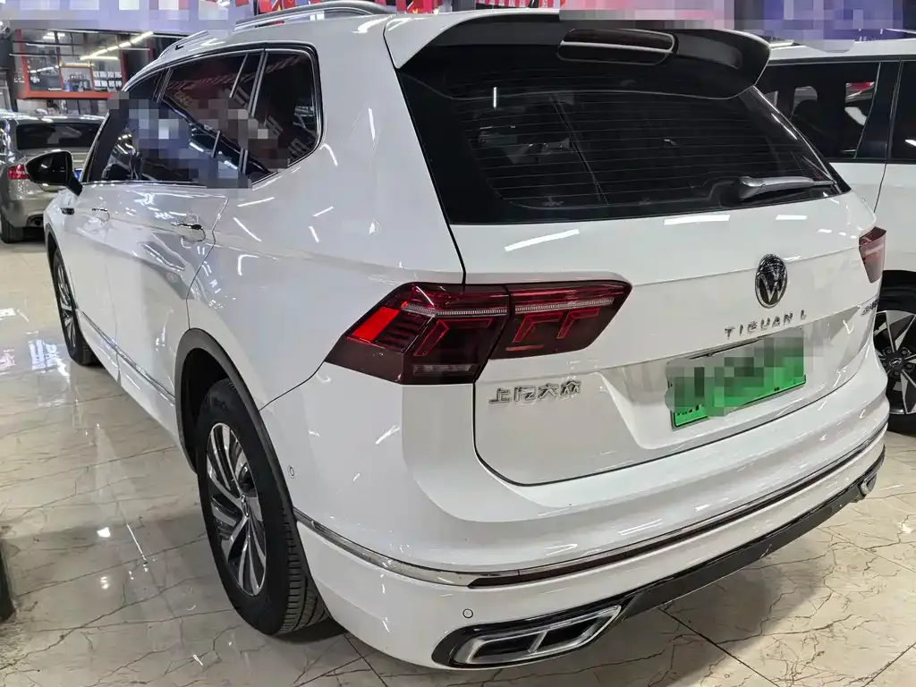 Volkswagen Tiguan L New Energy — фото 3