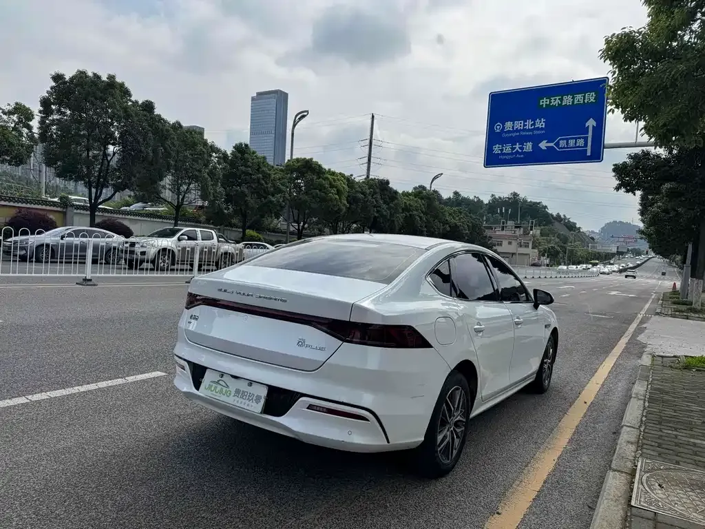 BYD Qin PLUS — фото 7