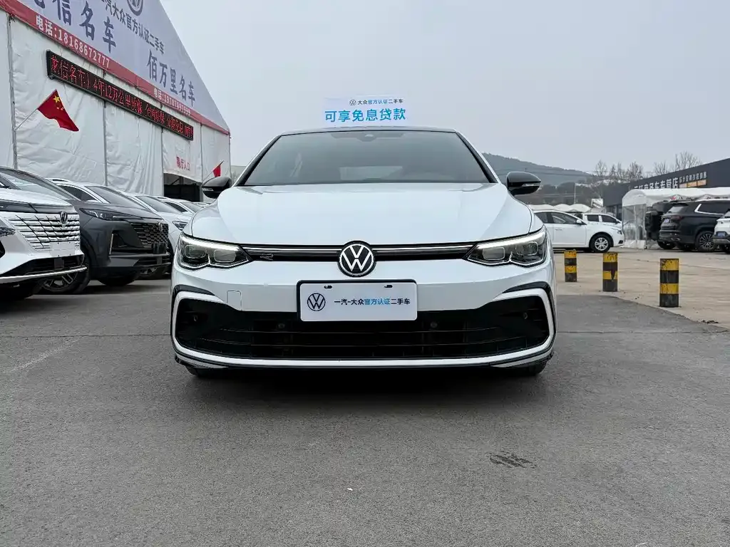 Volkswagen Golf 2022 из CN, фото 8